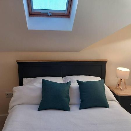 Roomy Penthouse 2 Double Bed Apartment - Spacious - Central Beeston - Free Secure Parking - Νότιγχαμ Εξωτερικό φωτογραφία