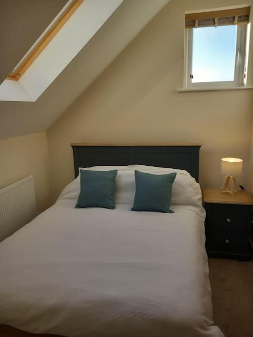 Roomy Penthouse 2 Double Bed Apartment - Spacious - Central Beeston - Free Secure Parking - Νότιγχαμ Εξωτερικό φωτογραφία